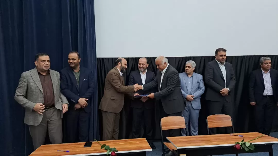 تفاهمنامه ساخت ۳۲۰ کلاس درس به امضا رسید