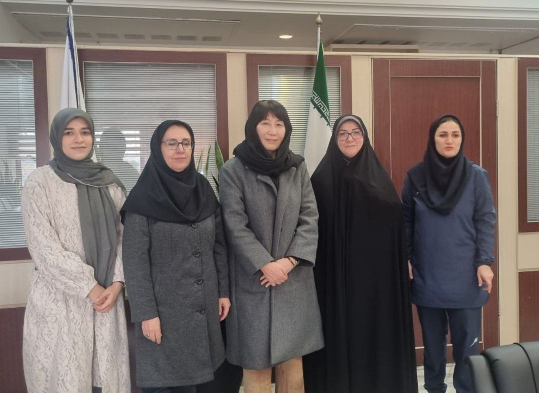 دیدار سرمربی کرهای والیبال زنان با معاون توسعه ورزش بانوان