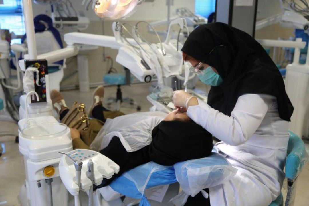 گروه منجی در میناب خدمات پزشکی ارائه کرد