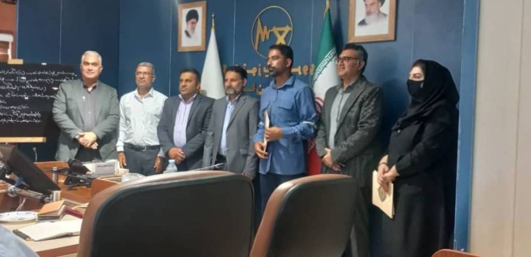 درخشش واحد فروش و خدمات مشترکین برق بشاگرد