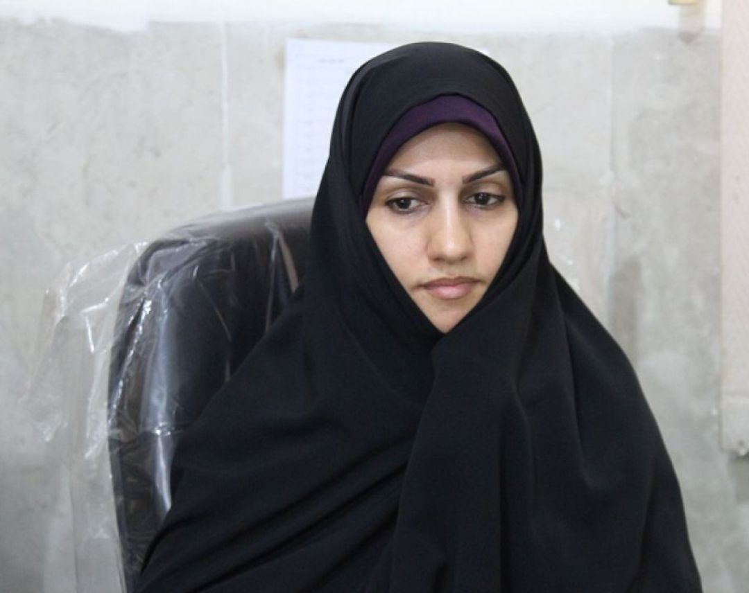 تقویت روحیه انقلابی دختران جوان برای پیشرفت جامعه