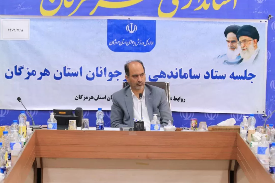 لزوم تقویت سمنهای فعال در حوزه جوانان