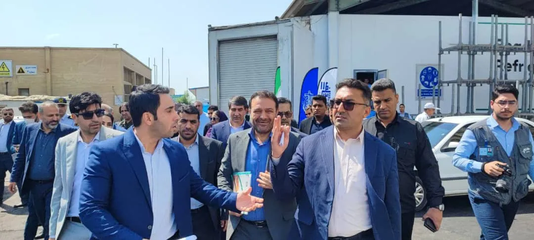 به مشکلات ۸۴ نفر از تجار و فعالین اقتصادی رسيدگي شد