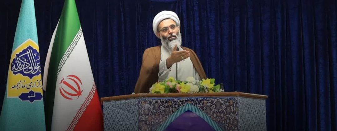 ارتش مایه افتخار و سربلندی کشور است