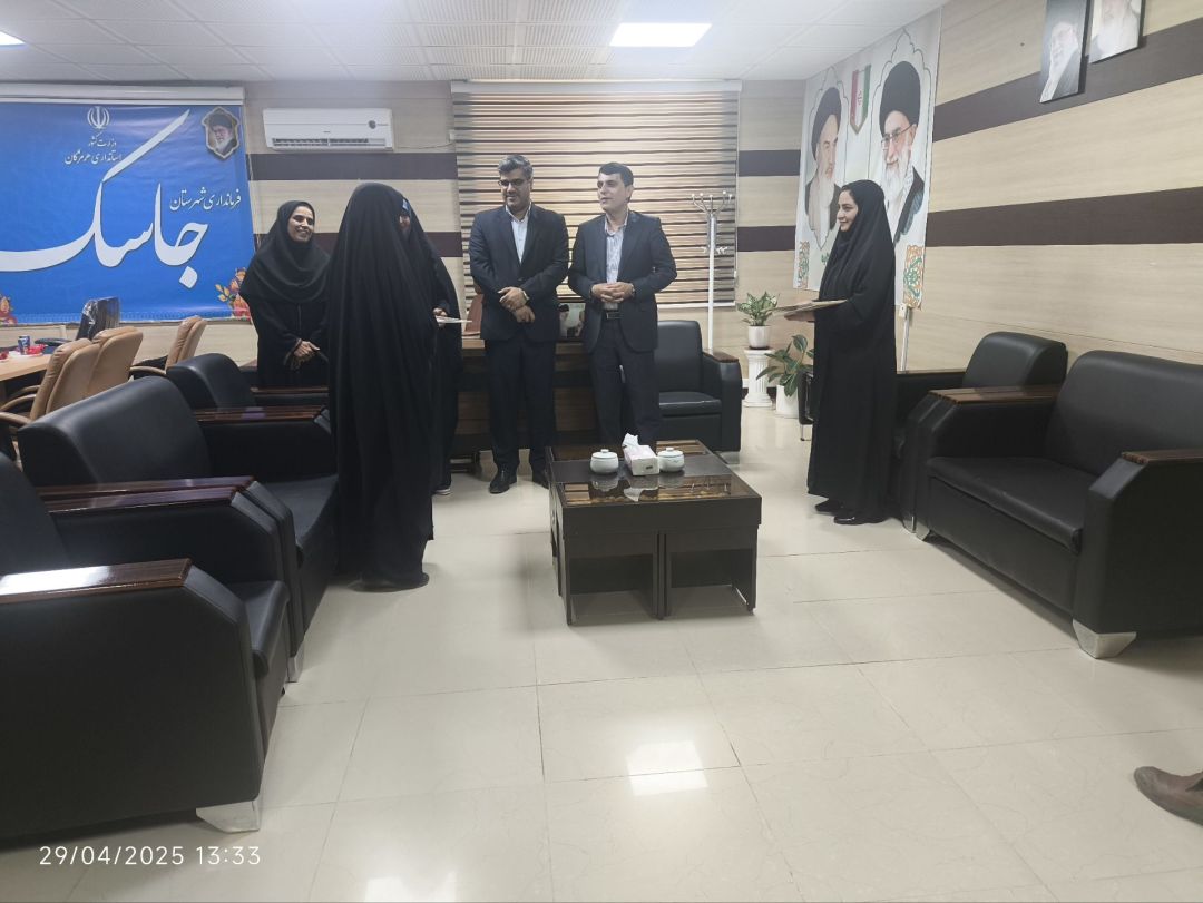 دختران، گلهای سرسبد شهرستان هستند