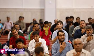 برگزاری دعای روح بخش عرفه در بندرعباس