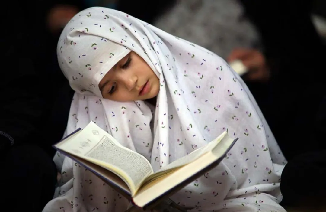 تربیت فرزند صالح تقوای عملی است